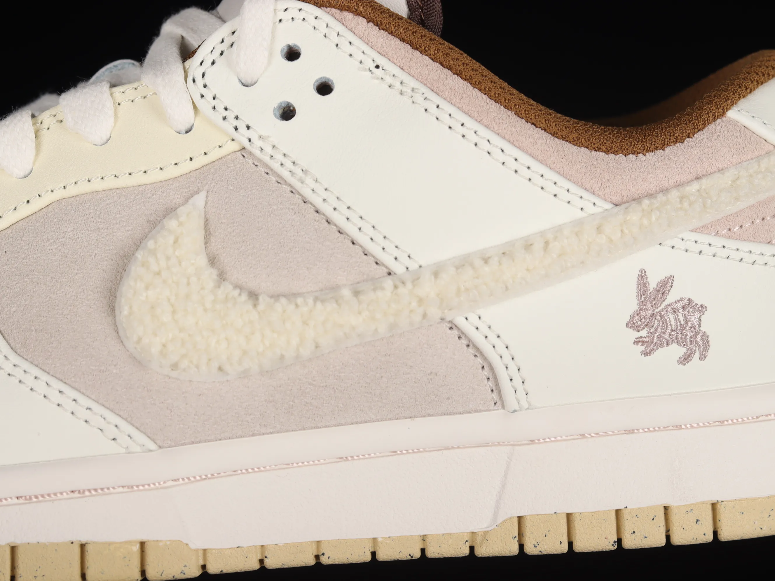 All Categories Nk SB Dunk Series Nk SB Dunk Low Low-top sneakers C version Nk SB Dunk Low "Year of the Rabbit" Year of the Rabbit limited SB low-top casual sneakers FD4203-211